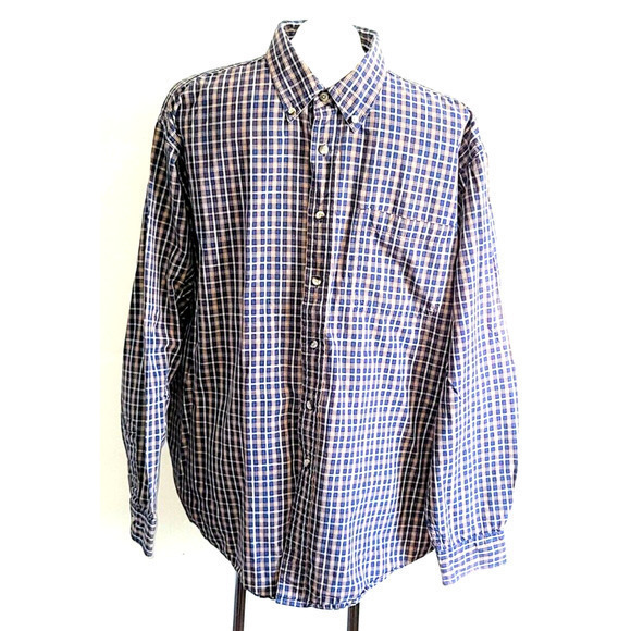 L.L. Bean Button Down Shirt - Men's‎ XL - Reg - Picture 3 of 4